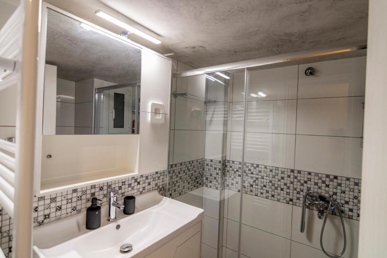 Luxury Apartment 10' From The Center! Athen Exterior foto